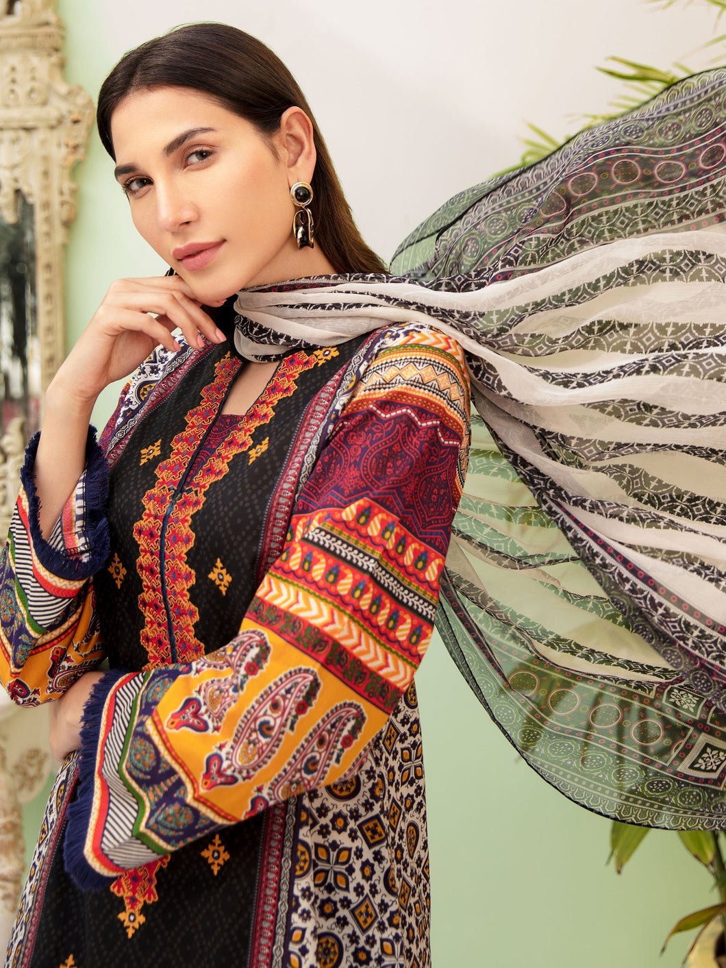 2-Pc Embroidered Lawn Suit