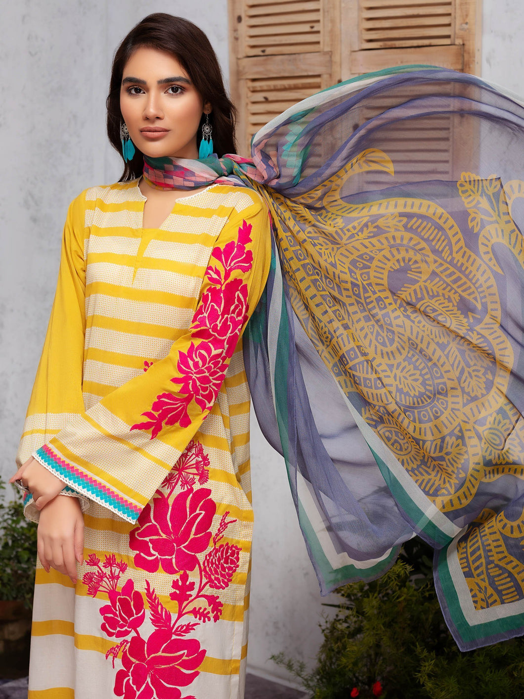 2-Pc Embroidered Lawn Suit